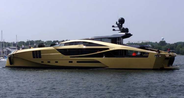 Speed, Performance and the Carbon Composite Superyacht